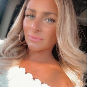 Meet your Posher, Janeen